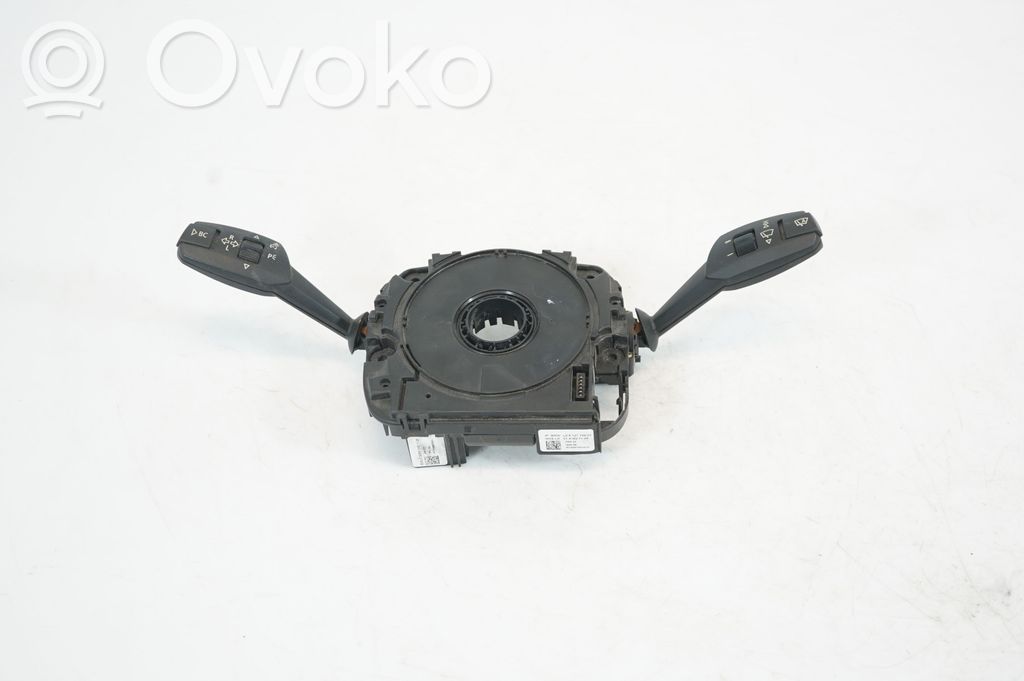 Wiper turn signal indicator stalk/switch