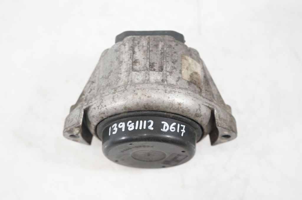 Engine mount bracket (8)