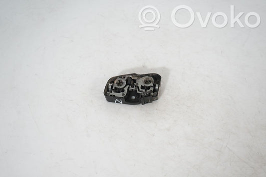 Tailgate rear/tail lights