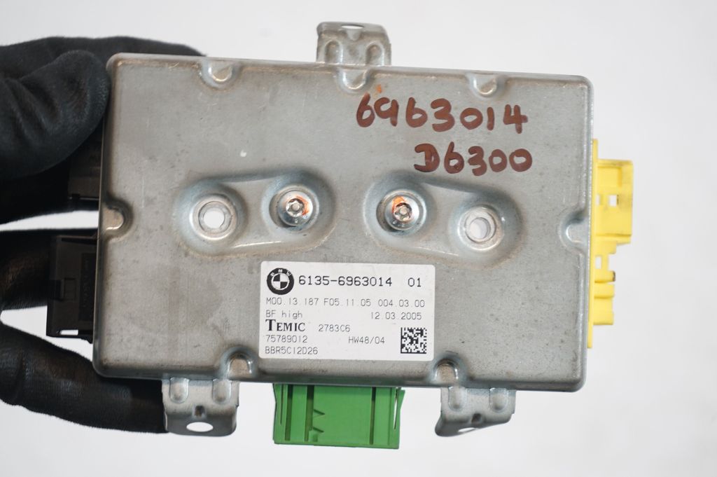 Door control unit/module (9)