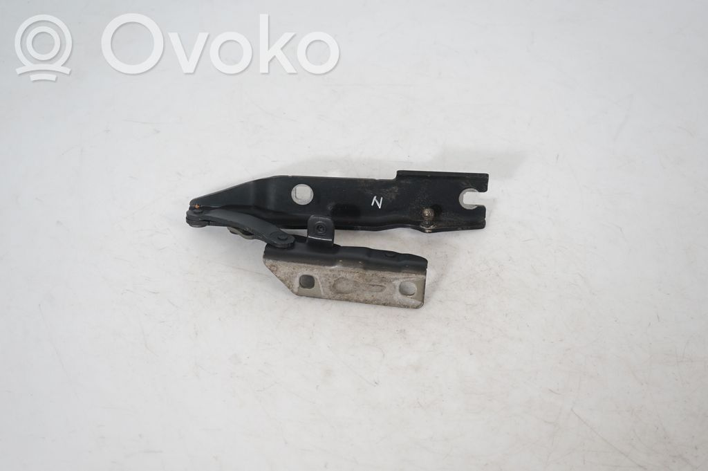 Engine bonnet/hood hinges (5)