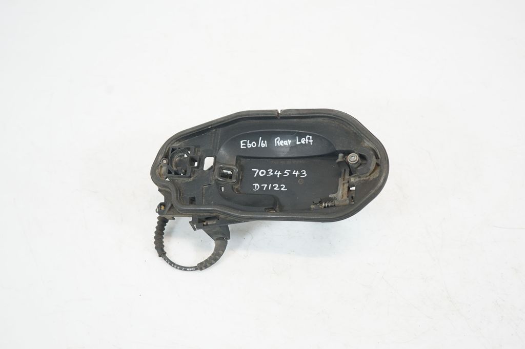 Rear door exterior handle