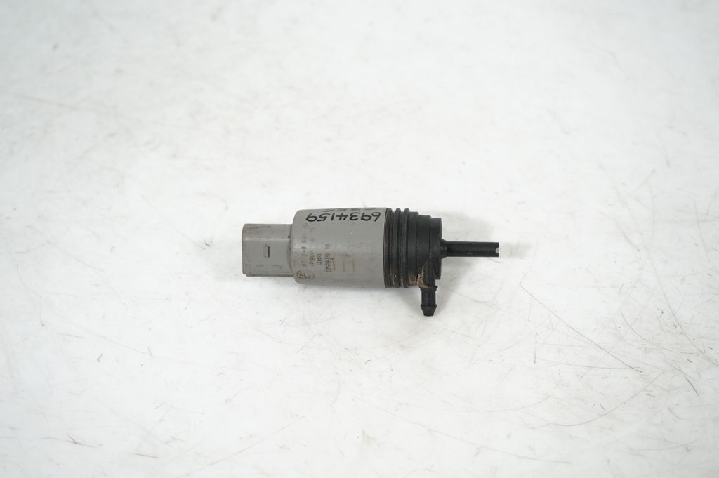 Windscreen/windshield washer pump (3)