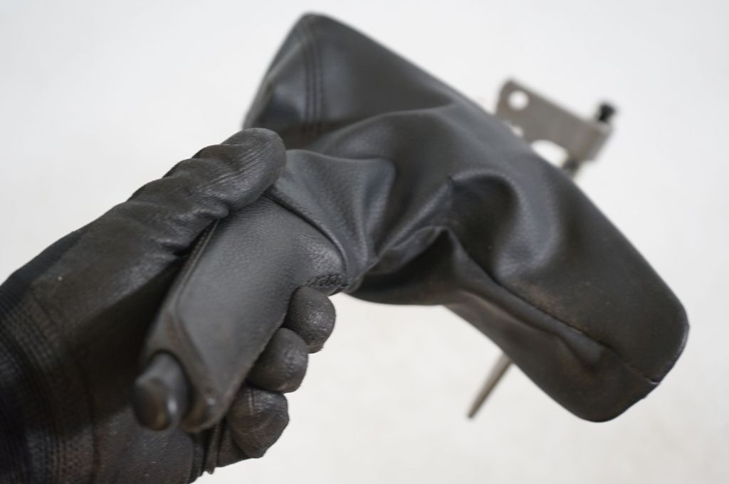 Handbrake/parking brake lever assembly (6)