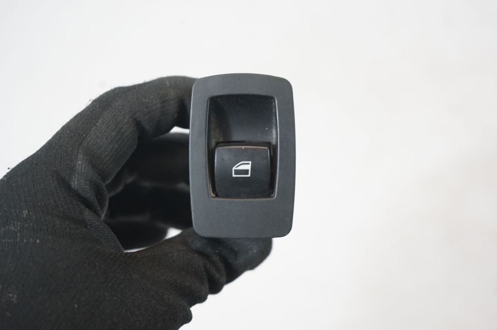 Electric window control switch (6)