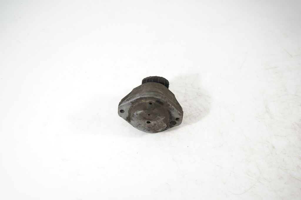 Engine mount bracket (3)