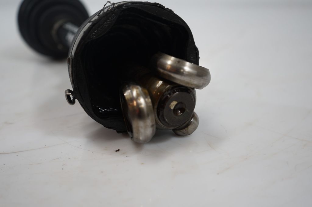 Front driveshaft (2)