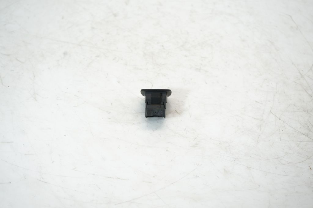 Electric window control switch (3)