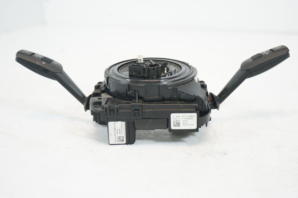 Wiper turn signal indicator stalk/switch (8)