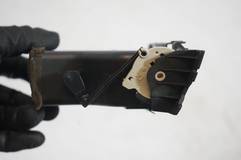 Dashboard side air vent grill/cover trim (6)