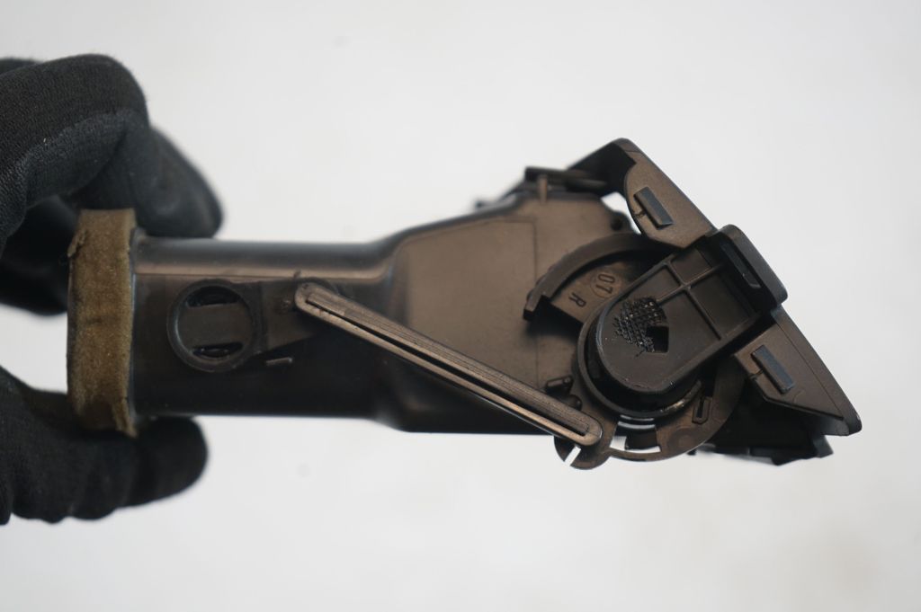 Dashboard side air vent grill/cover trim (6)