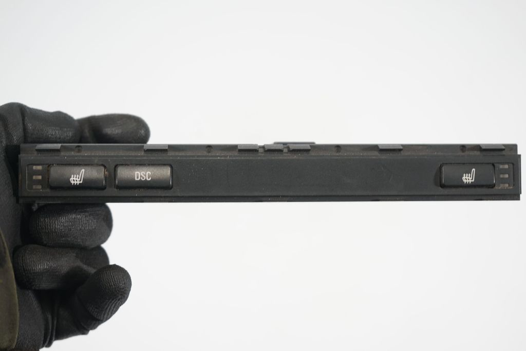 Seat heating switch (6)