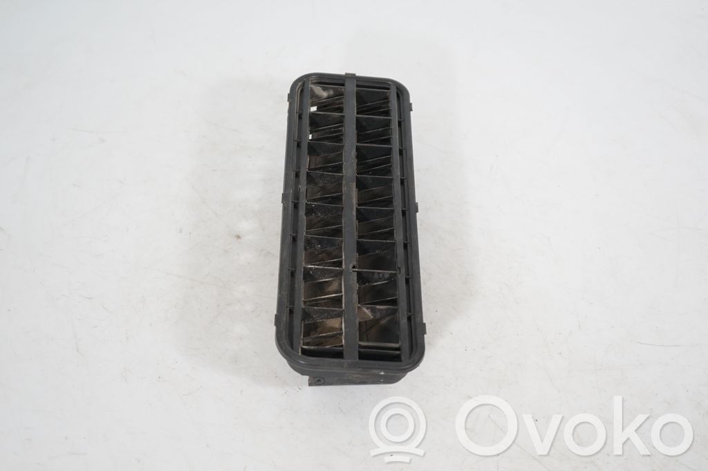 Quarter panel pressure vent (2)