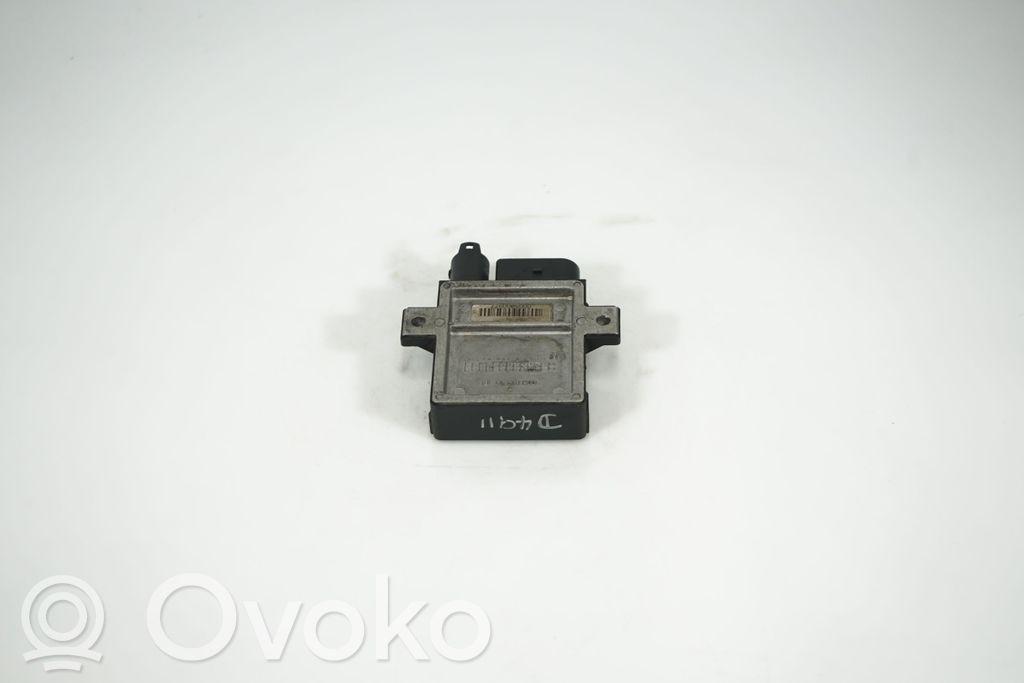 Glow plug pre-heat relay (5)