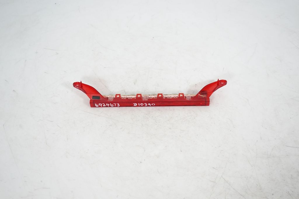 Third/center stoplight