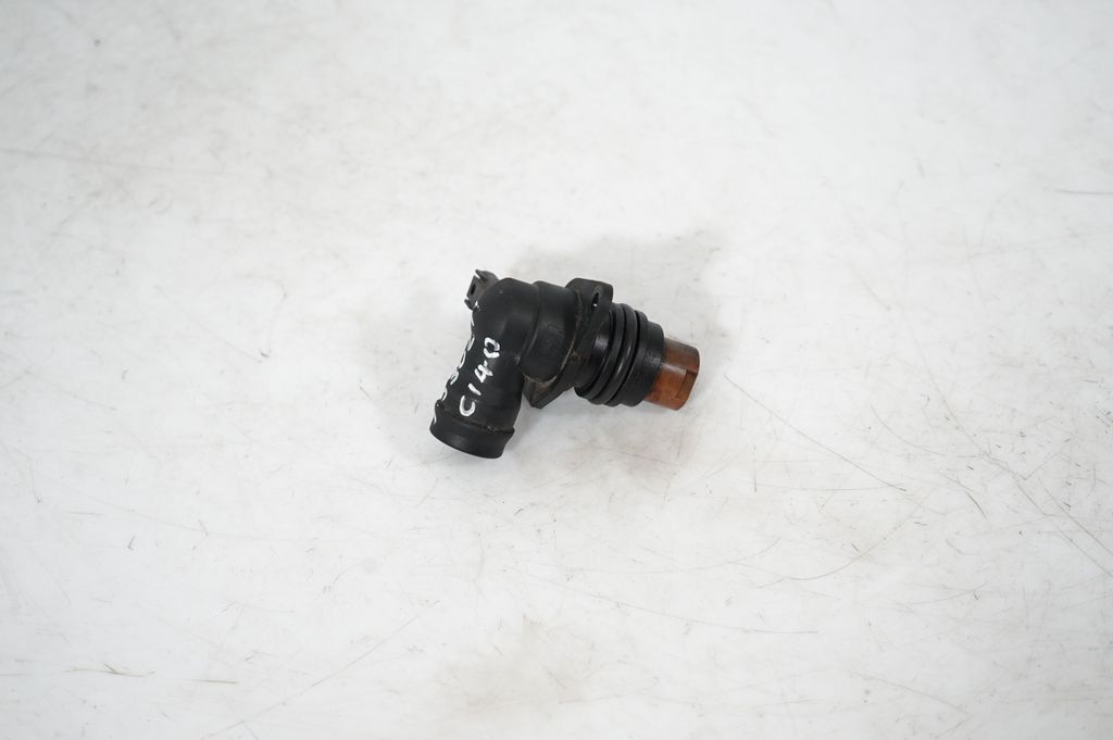 Breather hose/pipe (4)