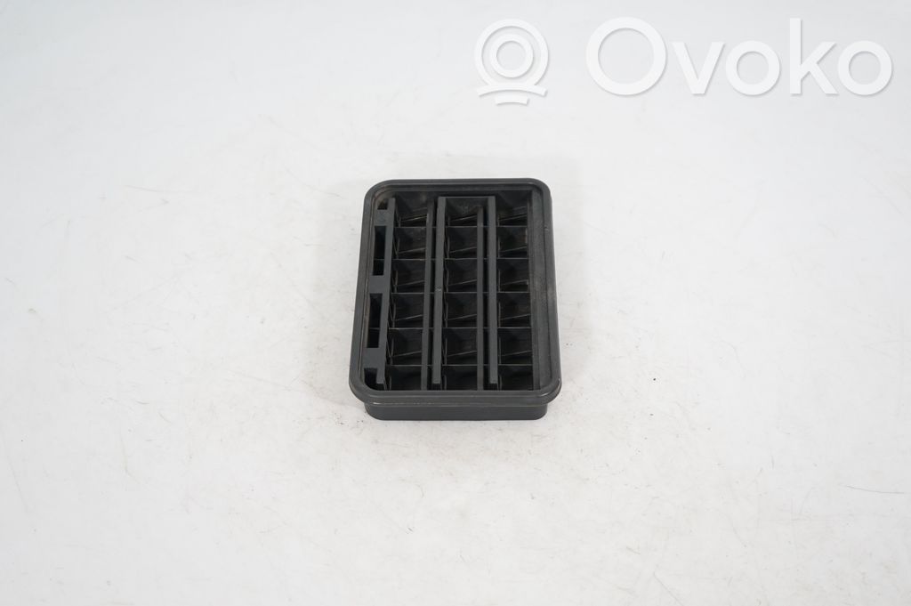 Quarter panel pressure vent (2)