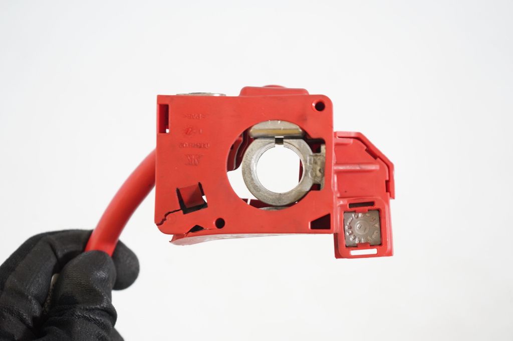 Positive cable (battery) (6)