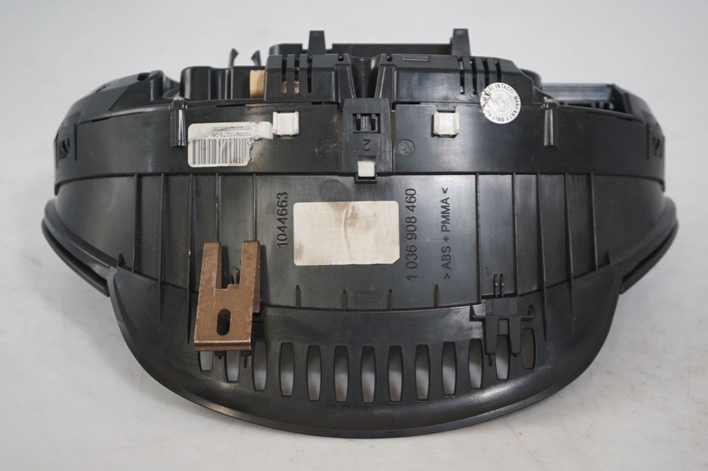 Speedometer (instrument cluster) (7)