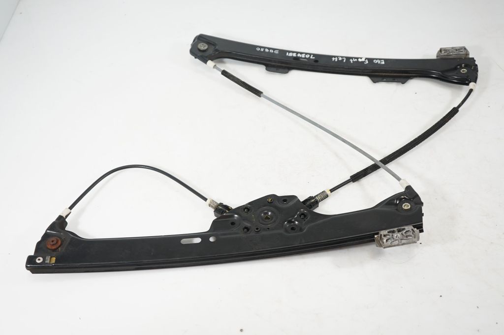 Front door window regulator with motor (3)