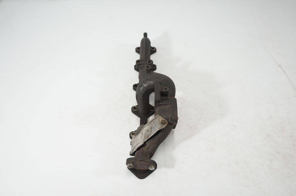 Exhaust manifold (4)