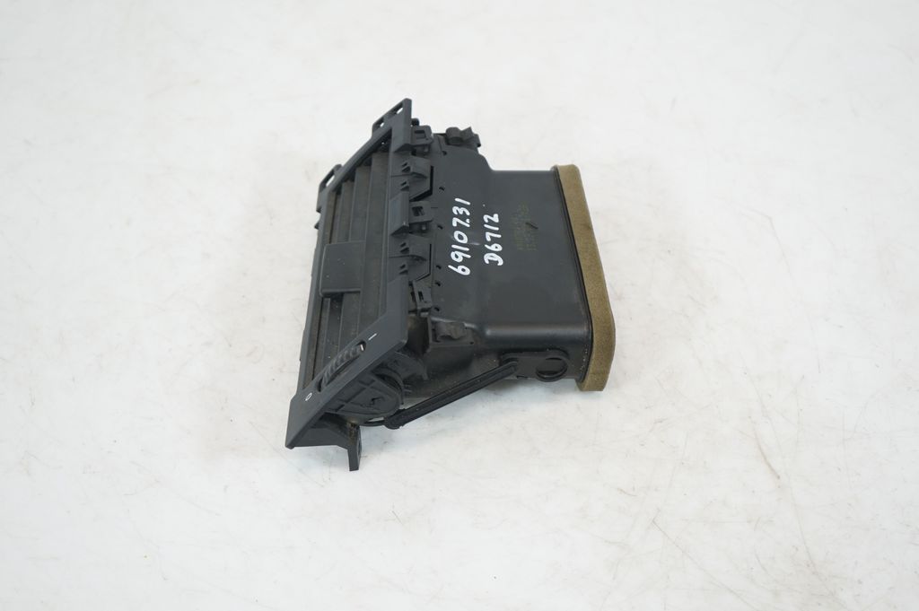 Dashboard side air vent grill/cover trim (2)