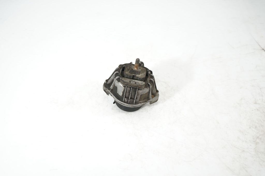 Engine mount bracket (2)