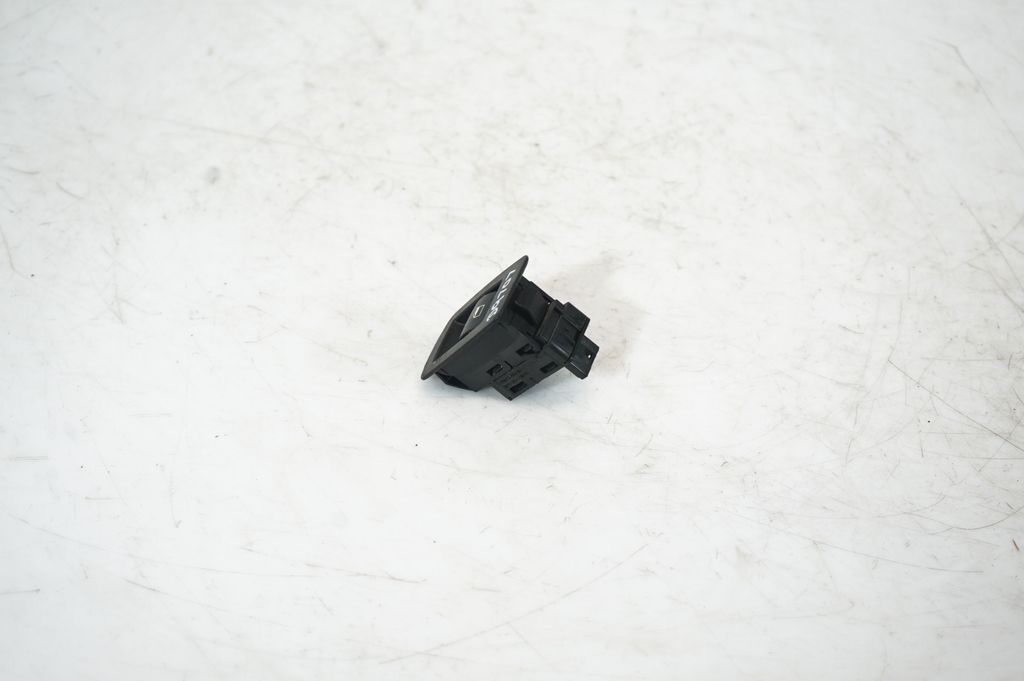 Electric window control switch (2)