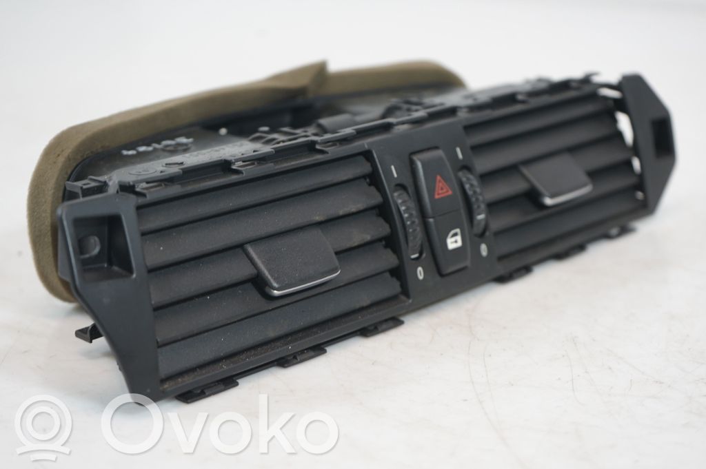 Dash center air vent grill (8)