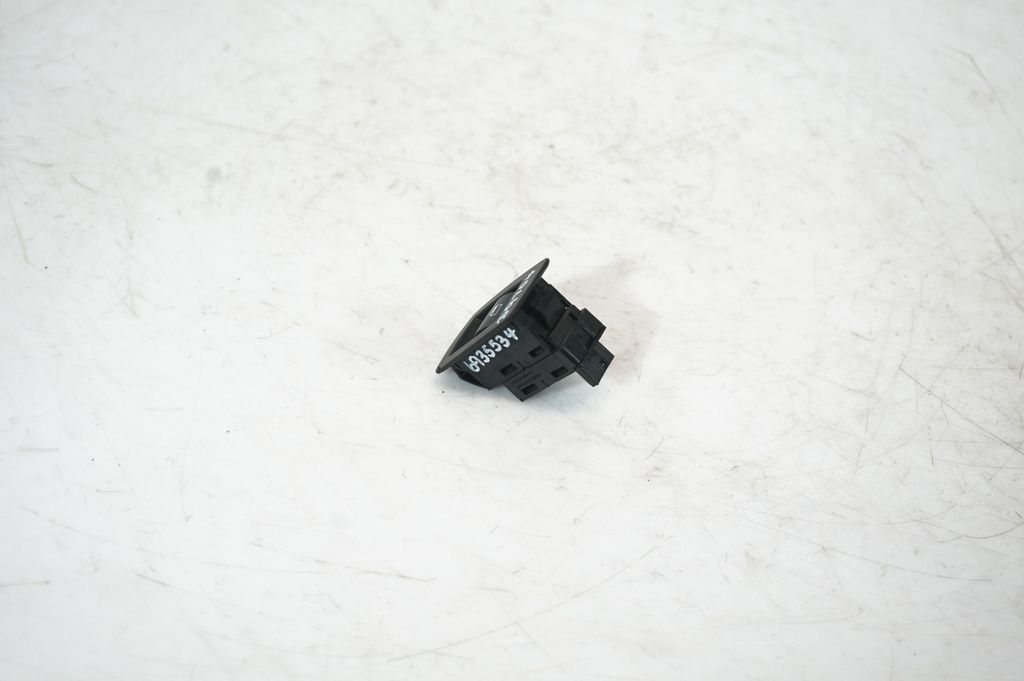 Electric window control switch (2)