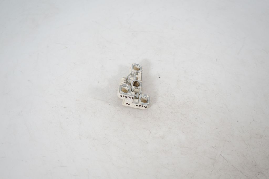 Tail light bulb cover holder (4)