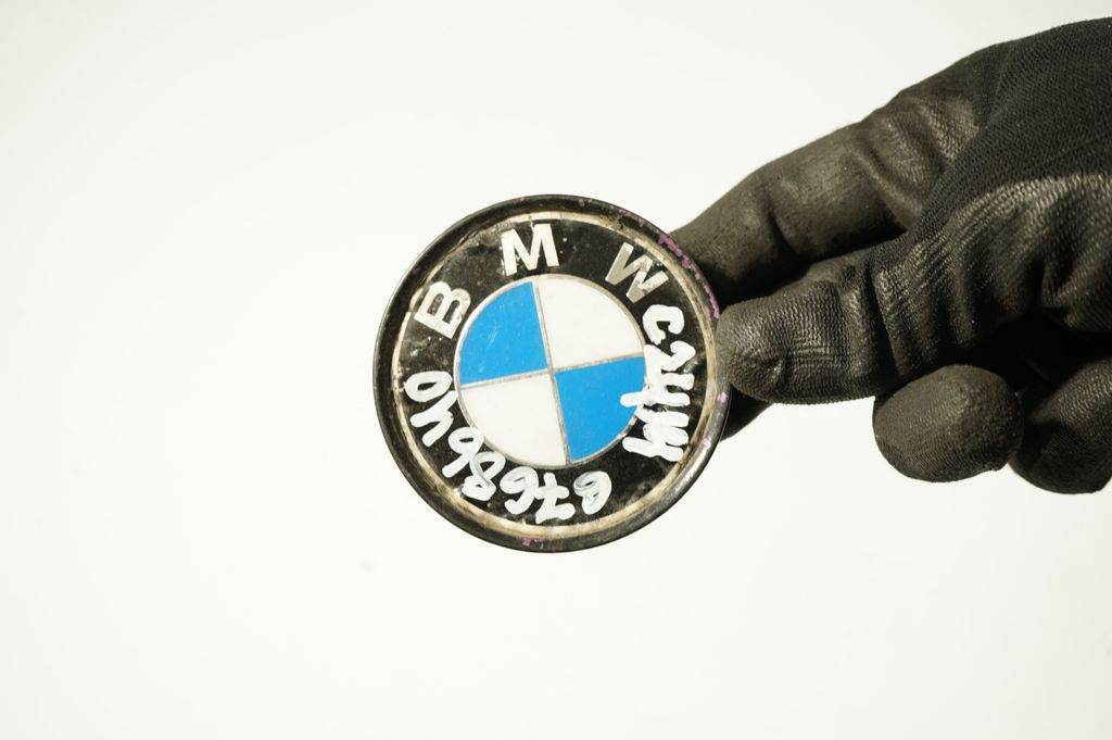 Original wheel cap (8)