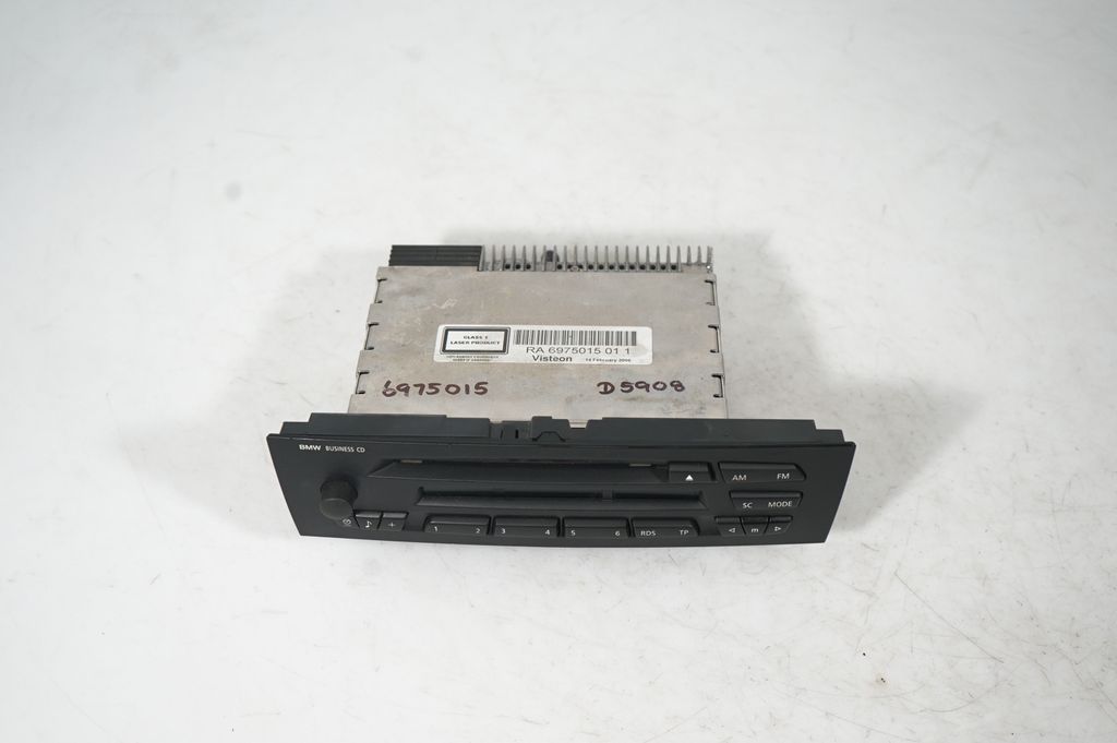 Radio/CD/DVD/GPS head unit