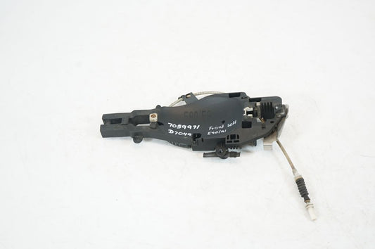 Front door exterior handle/bracket