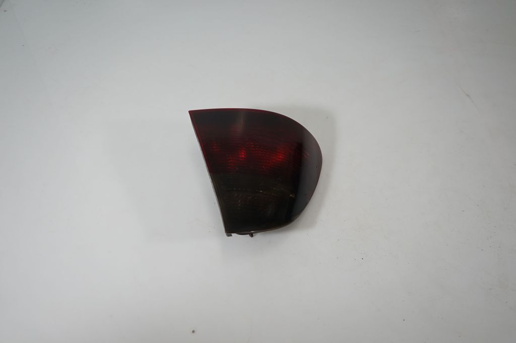 Rear/tail lights (3)