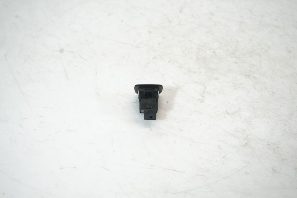 Electric window control switch (3)