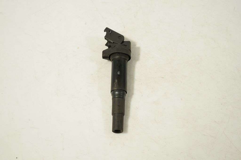 High voltage ignition coil