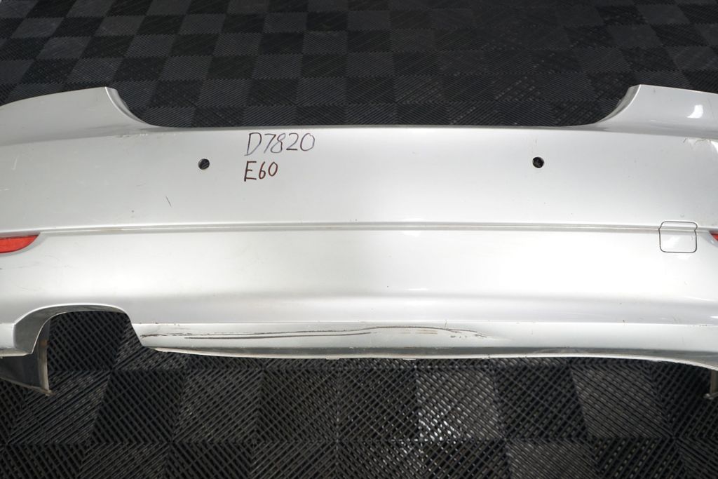 Rear bumper (6)