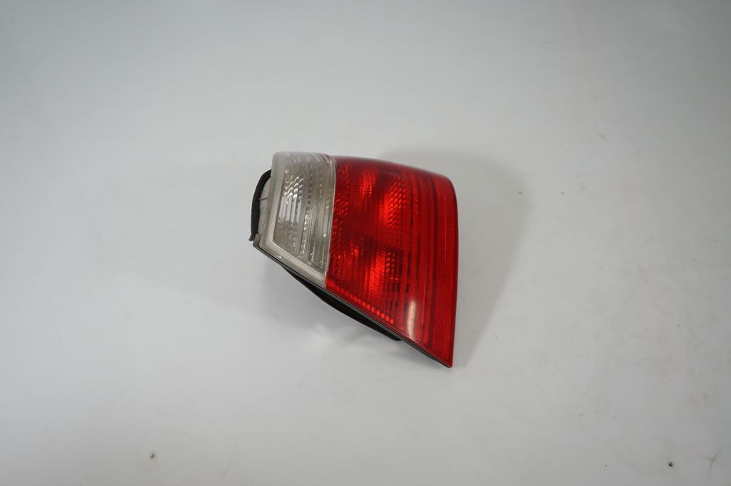 Rear/tail lights (4)