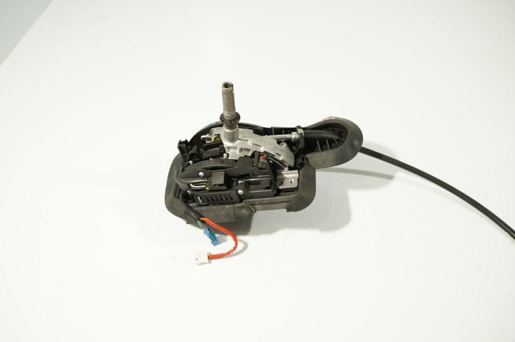 Gear shifter/selector (7)