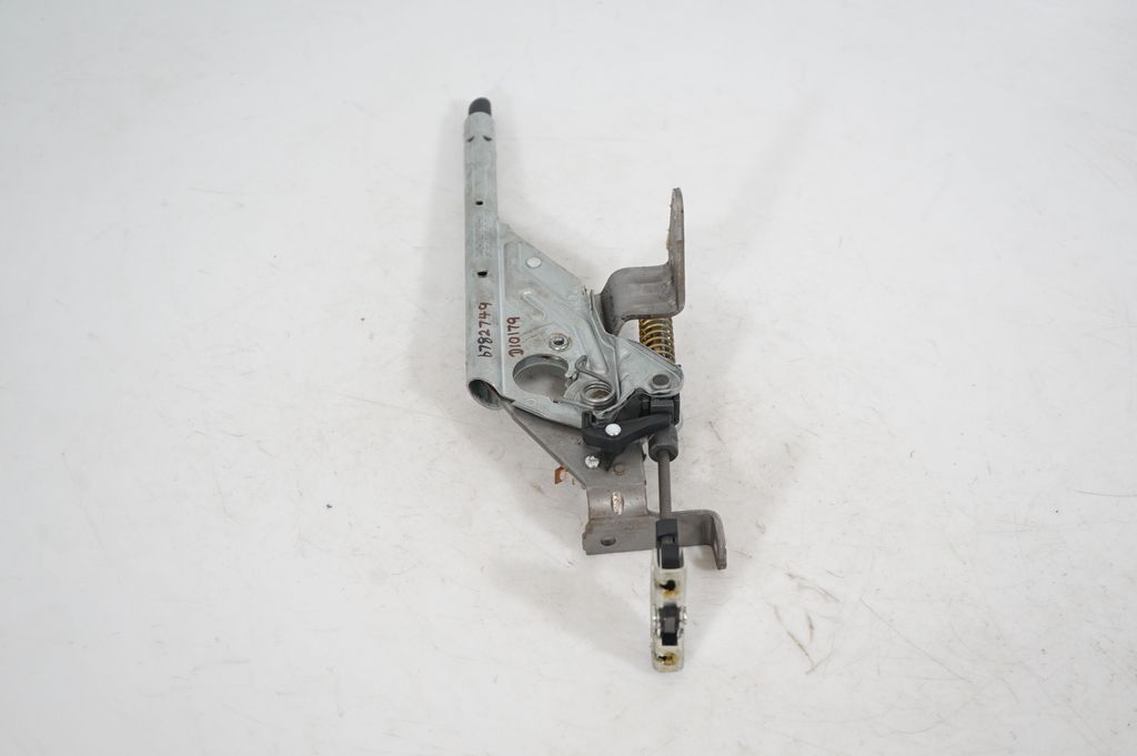 Handbrake/parking brake lever assembly (4)