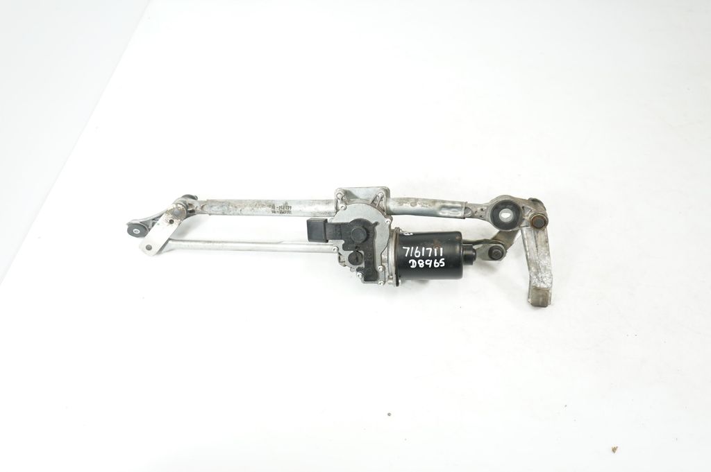 Front wiper linkage and motor