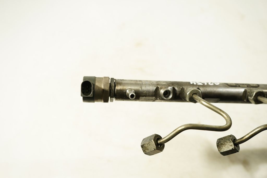 Fuel main line pipe (7)