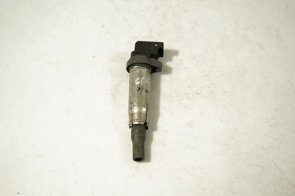 High voltage ignition coil