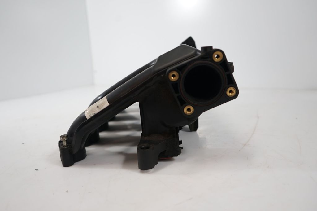Intake manifold (6)
