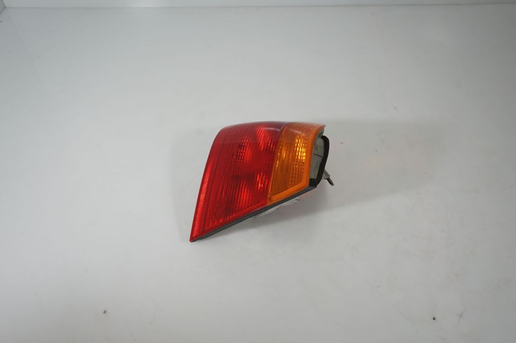 Rear/tail lights (2)