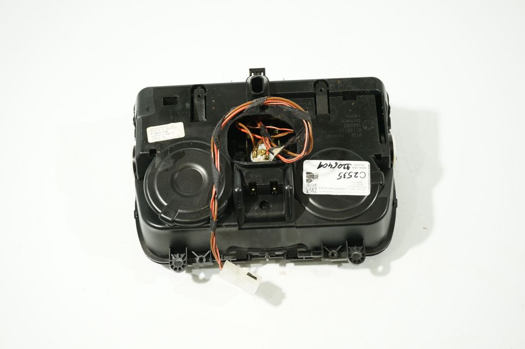 Cup holder front (6)