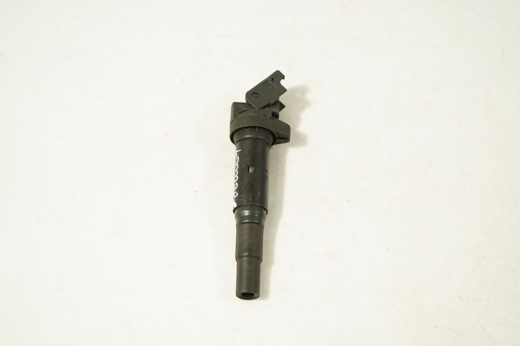 High voltage ignition coil