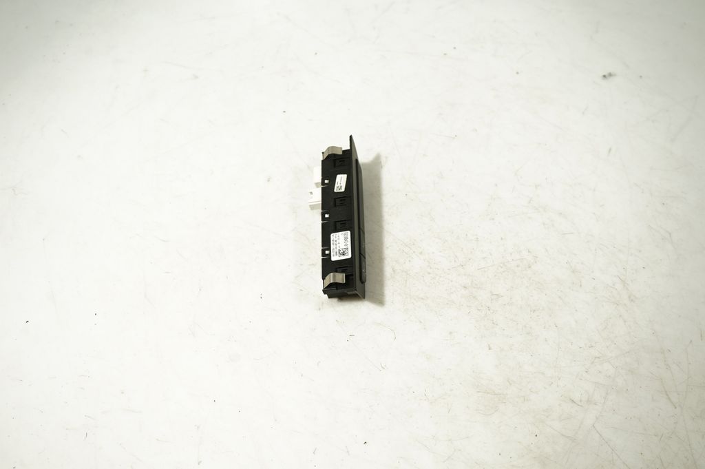 Other switches/knobs/shifts (4)