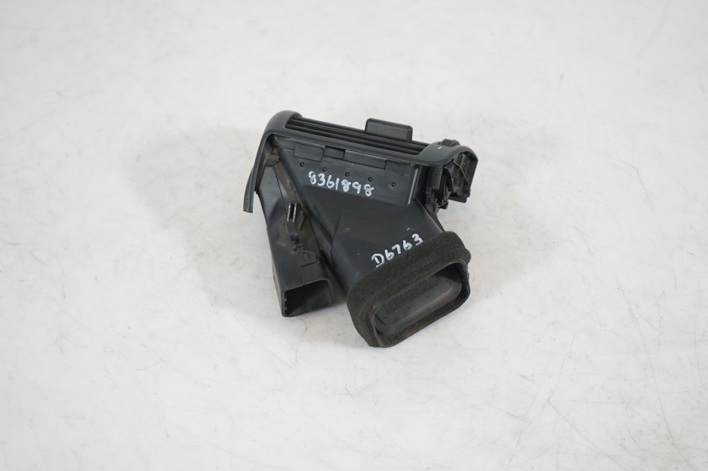 Dashboard side air vent grill/cover trim (3)